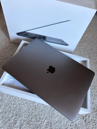 MacBook Pro 2020 i5