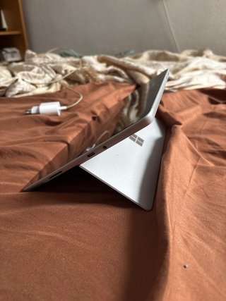 Microsoft Surface Go 2 (PC Windows)