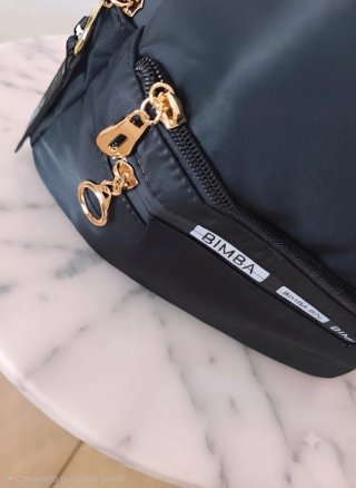 Mochila Negra y Dorada