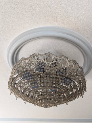 Lámpara de techo cristal y metal dorada