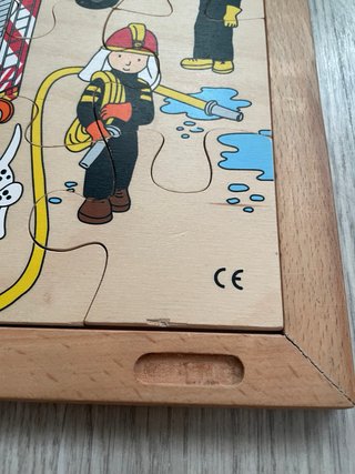 Puzzle de madera de bomberos