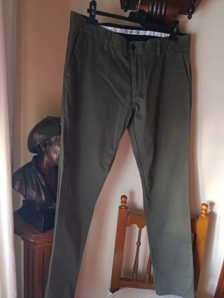 Pantalón Emporio Armani Caballero Verde Oliva