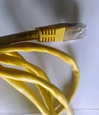 Cable de Red Ethernet Amarillo conectores RJ45