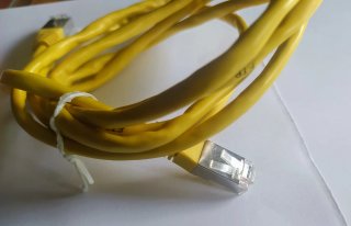 Cable de Red Ethernet Amarillo conectores RJ45