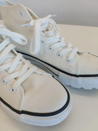 Zapatillas Lois Blancas con plataforma