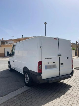 Ford Transit 2012