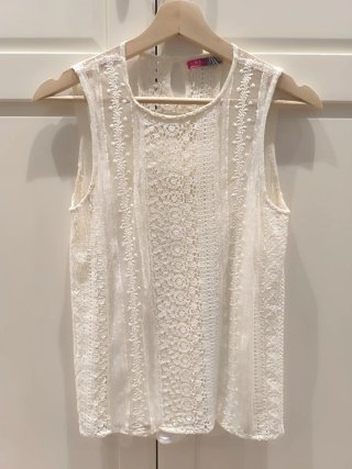 Camisa Bershka encaje blanca Talla M