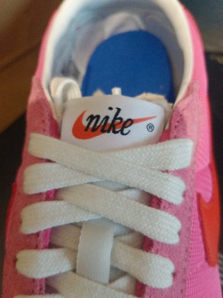 Zapatillas Nike Rosas y Rojas
