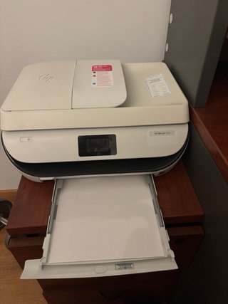 Impresora HP OfficeJet 5232 + Cartucho Color