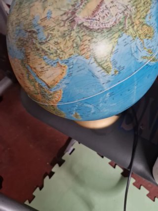 Globo terráqueo decorativo