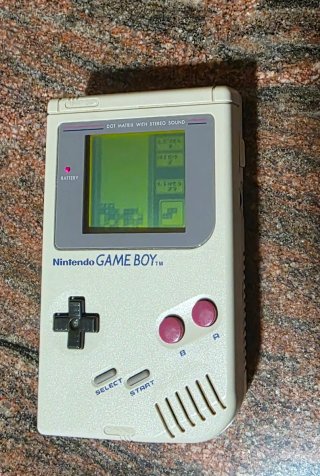 Nintendo Game Boy DMG 1989