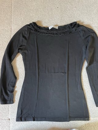 Maglietta maniche lunghe nera con rouches