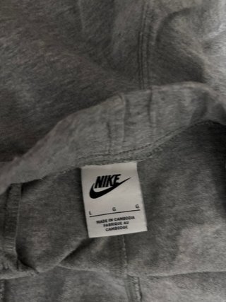 Pantalones cortos Nike grises