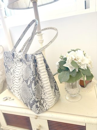 BOLSO MANO PIEL PITÓN