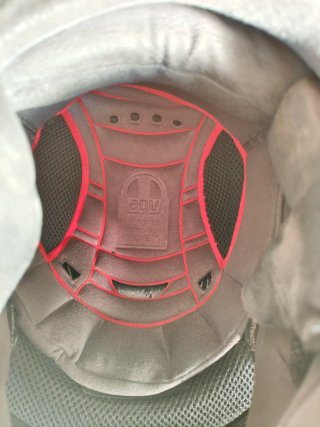 Casco Moto AGV Rojo y Negro