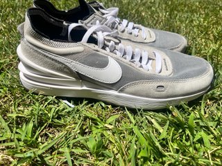 Nike Waffle 41 Gris/Blanco Buen Estado