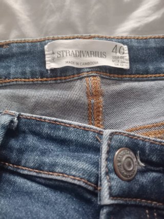 Pantalones vaqueros Stradivarius mujer