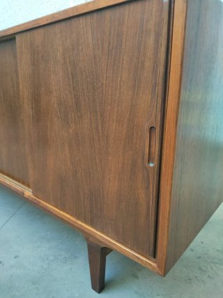 Aparador Madsen Mid Century