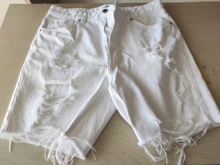 Bermudas vaqueras Bershka blancas rotas