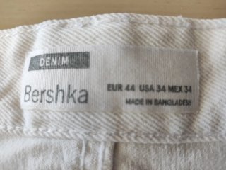 Bermudas vaqueras Bershka blancas rotas