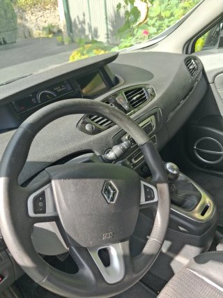 Renault Scenic 2012