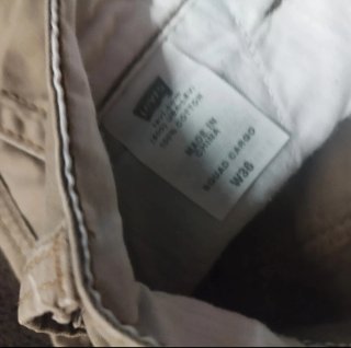Bermuda Levi's Caqui Talla W36