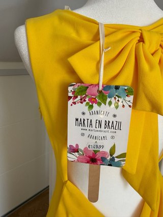 Vestido largo amarillo con lazo espalda