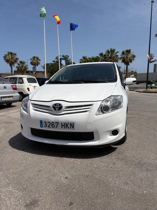 Toyota Auris 2012