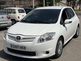 Toyota Auris 2012