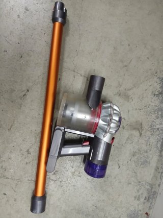 Dyson V8 Aspirapolvere