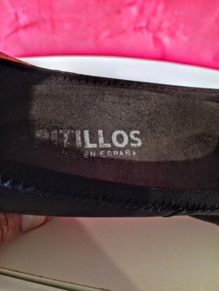 Zapatos tacón PITILLOS negras