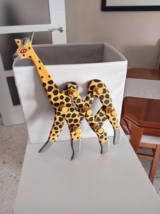 Percha Jirafa Decorativa Madera