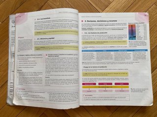 Economía 1.o Bachillerato