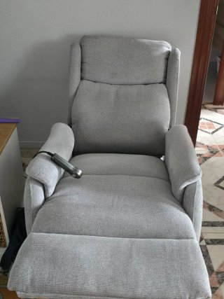 Sillón reclinable eléctrico gris