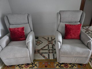 Sillón reclinable eléctrico gris