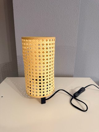 Lámpara efecto mimbre natural