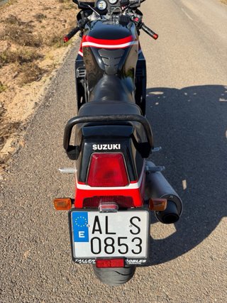Suzuki GSXR 750 Restaurada