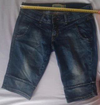 Pantalón vaquero pirata Bershka