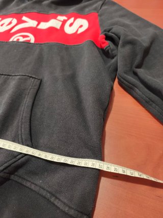 Sudadera Levi's Negra y Roja