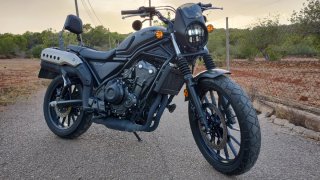Honda CL500 2024 Negra