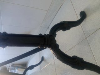 Mesa Mármol y Forja Negra. SOLO EN PERSONA. SADA.