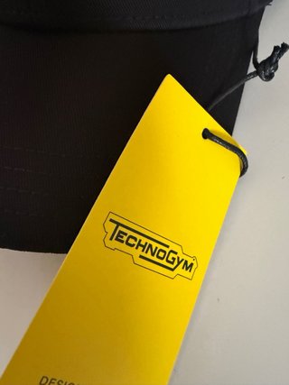 Cappellino Technogym Nuovo Nero Giallo