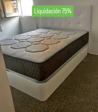 Letto con contenitore + materasso grigio e bianco