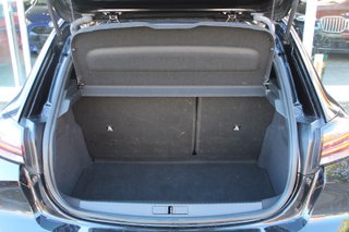 Peugeot 208 Allure Gasolina 100 SS 6 Vel. MAN (2025)