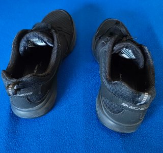 Zapatillas Skechers Lite-Weight Talla 38 Negras