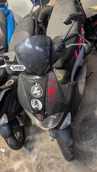 Piaggio Runner SP 49cc Scooter Negra