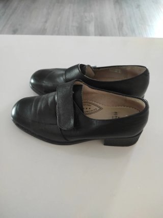 Zapatos Pepe Varó Negros