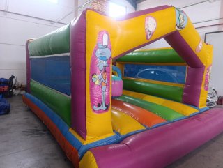 Castillo hinchable bob esponja