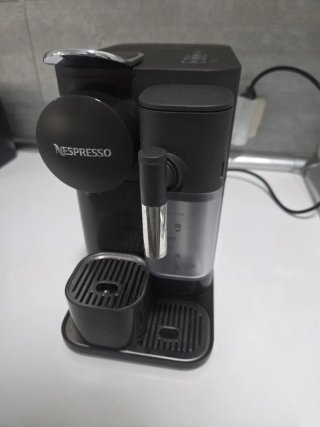 Cafetera Delonghi Lattissima One Cápsulas