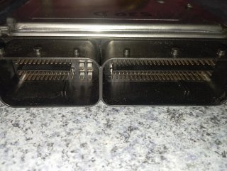 Centralita ECU BMW 530D DDE 7 798 422